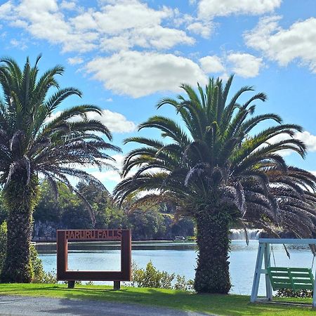 Haruru Falls Motel & Conference Centre Paihia Exterior foto